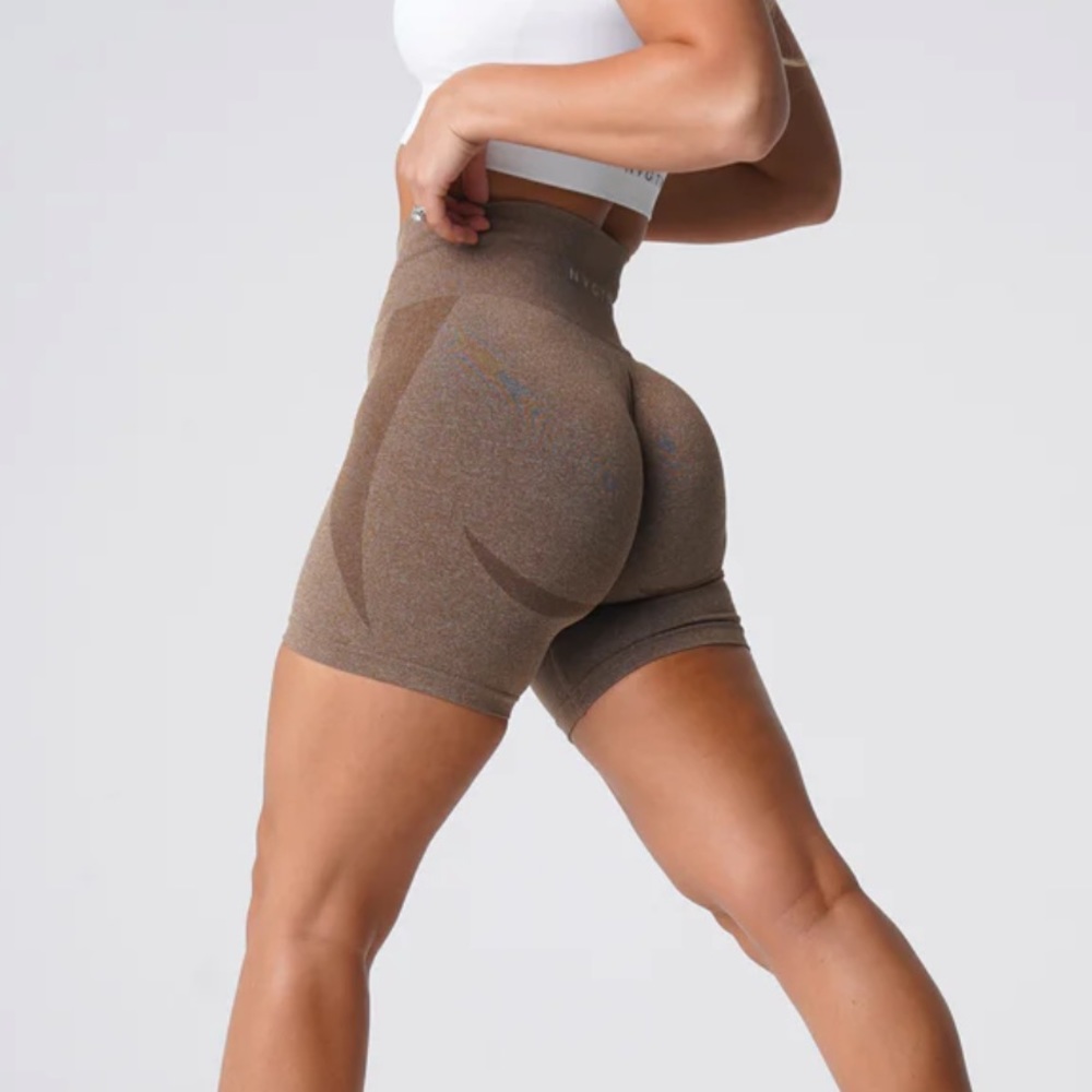 NVGTN contour shorts